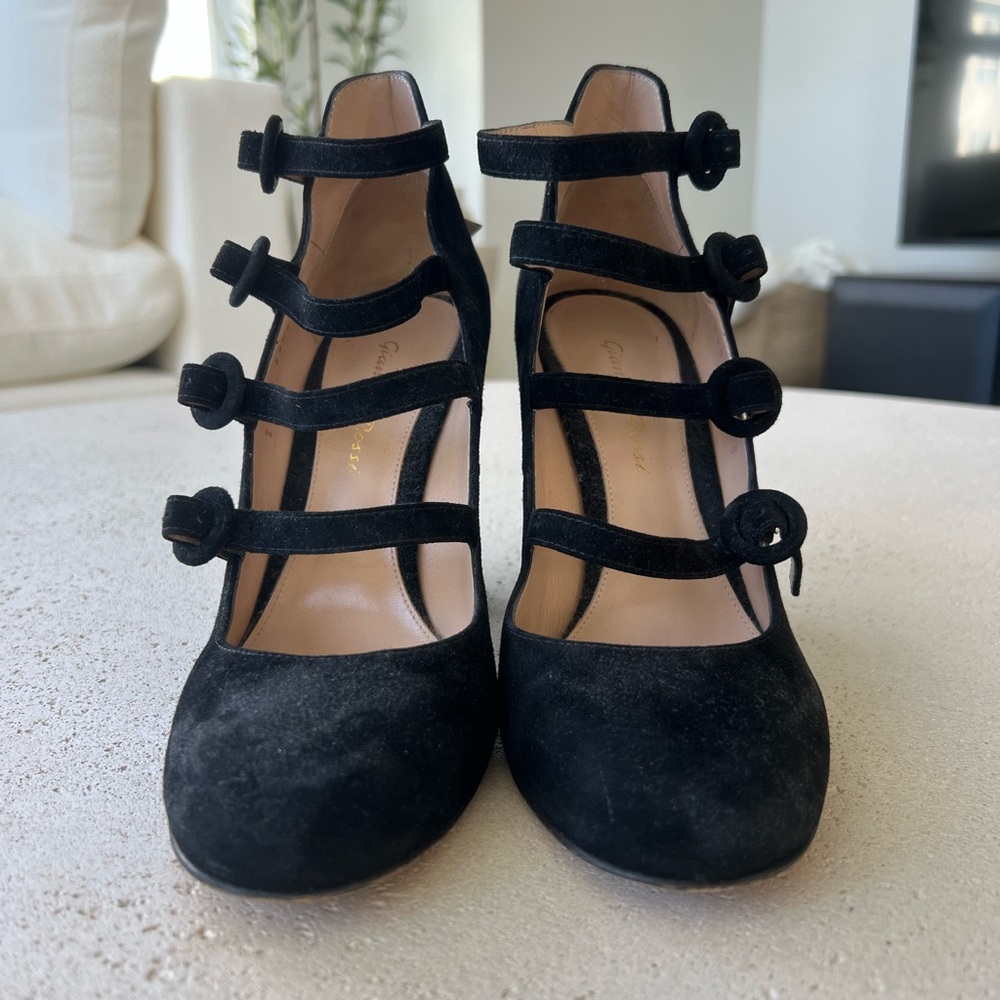 Gianvito Rossi Elegant Black Women's Shoes